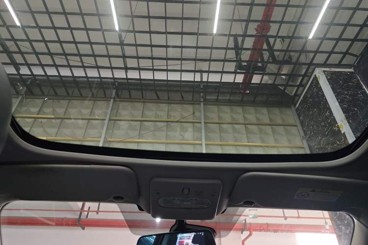 Used Nissan Qashqai 2016 2.0L CVT Flagship Edition Headliner
