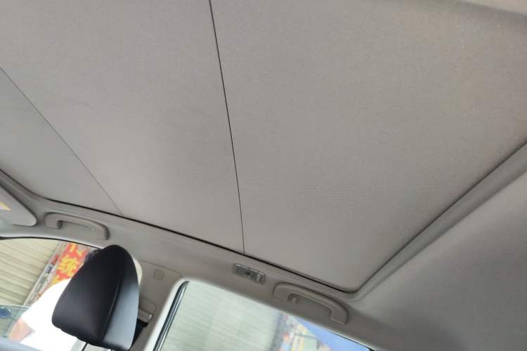 Used Nissan Qashqai 2016 2.0L CVT Luxury Edition Headliner