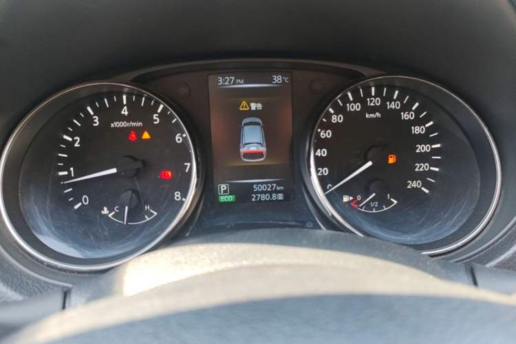 Used Nissan Qashqai 2016 2.0L CVT Elite Edition Instrument Cluster