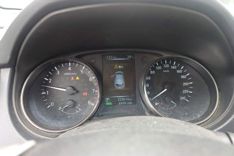 Used Nissan Qashqai 2016 2.0L CVT Luxury Edition Instrument Cluster