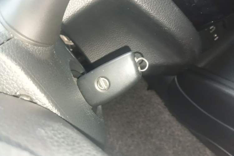 Used Nissan Qashqai 2016 2.0L CVT Elite Edition Interior 1