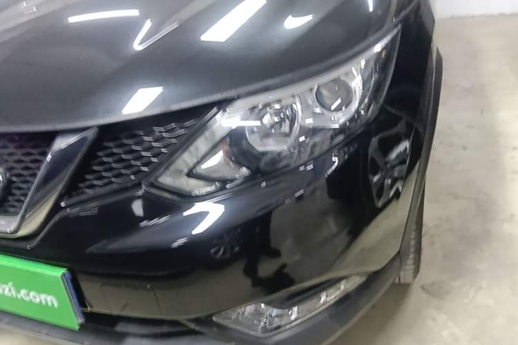 Used Nissan Qashqai 2016 2.0L CVT Luxury Edition Left Front Headlight