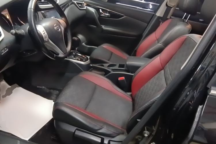 Used Nissan Qashqai 2016 2.0L CVT Luxury Edition Left Front Seat