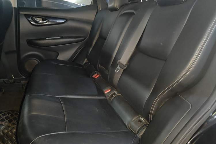 Used Nissan Qashqai 2016 2.0L CVT Elite Edition Left Rear Seat
