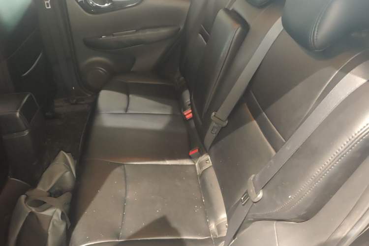 Used Nissan Qashqai 2016 2.0L CVT Elite Edition Left Rear Seat