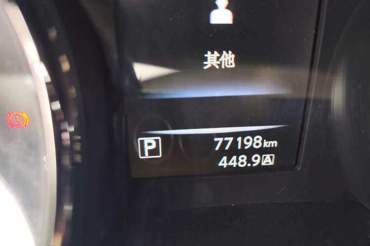 Used Nissan Qashqai 2016 2.0L CVT Luxury Edition Odometer Close Up