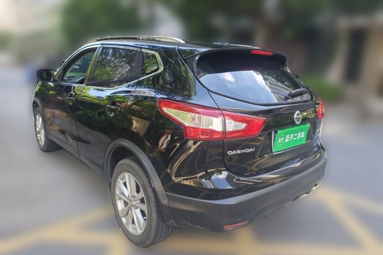 Used Nissan Qashqai 2016 2.0L CVT Elite Edition Rear Left 45 Deg