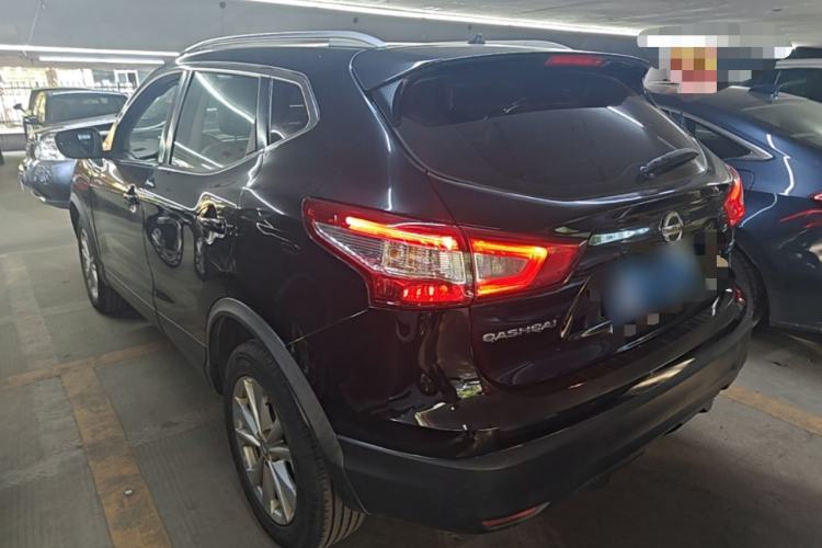 Used Nissan Qashqai 2016 2.0L CVT Elite Edition Rear Left 45 Deg