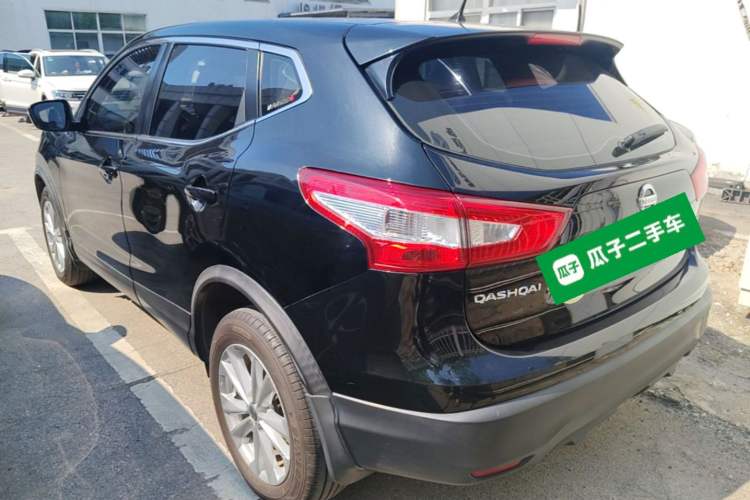Used Nissan Qashqai 2016 2.0L CVT Elite Edition Rear Left 45 Deg