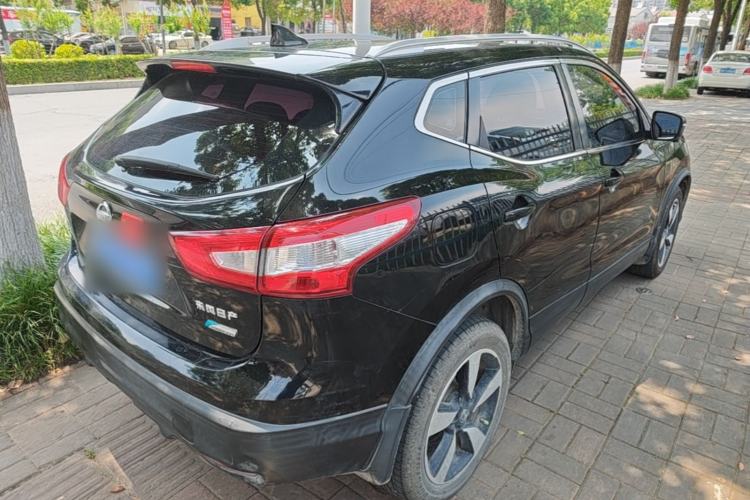 Used Nissan Qashqai 2016 2.0L CVT Luxury Edition Rear Right 45 Deg
