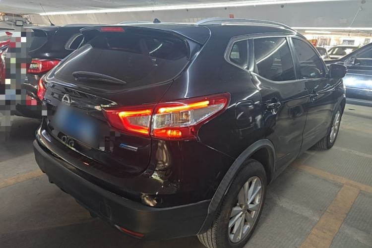 Used Nissan Qashqai 2016 2.0L CVT Elite Edition Rear Right 45 Deg