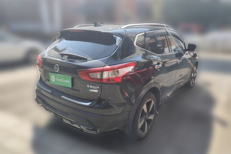 Used Nissan Qashqai 2016 2.0L CVT Luxury Edition Rear Right 45 Deg