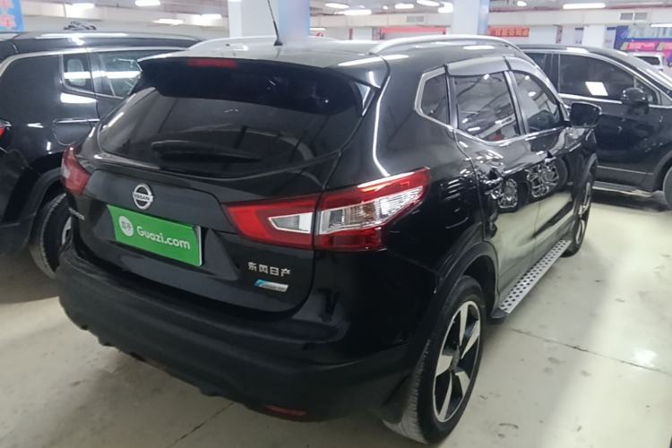 Used Nissan Qashqai 2016 2.0L CVT Luxury Edition Rear Right 45 Deg