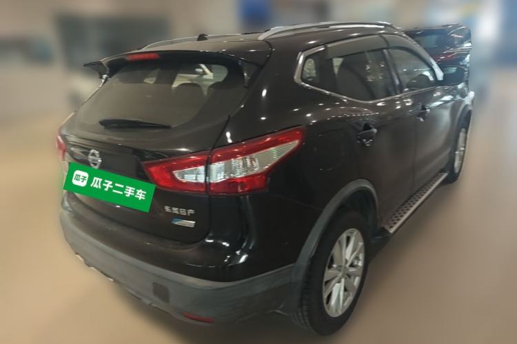 Used Nissan Qashqai 2016 2.0L CVT Elite Edition Rear Right 45 Deg
