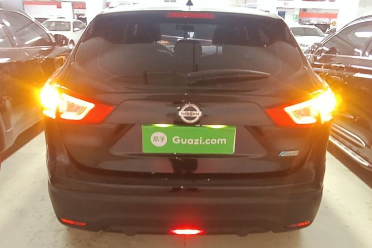 Used Nissan Qashqai 2016 2.0L CVT Luxury Edition Rear