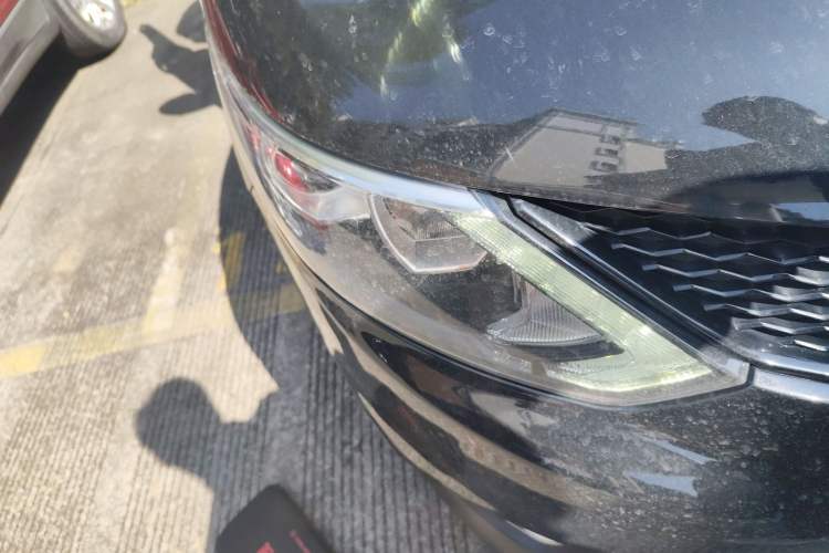 Used Nissan Qashqai 2016 2.0L CVT Luxury Edition Right Front Headlight