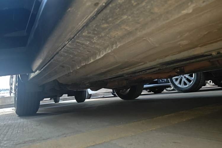 Used Nissan Qashqai 2016 2.0L CVT Elite Edition Right Side Sill