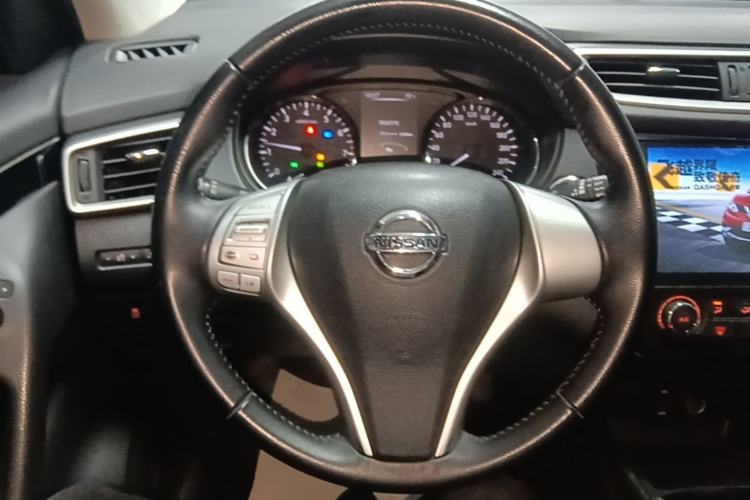 Used Nissan Qashqai 2016 2.0L CVT Luxury Edition Steering Wheel