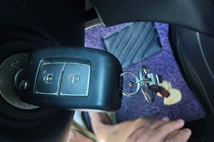 Used Nissan Qashqai 2016 2.0L CVT Elite Edition Vehicle Key