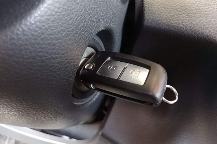 Used Nissan Qashqai 2016 2.0L CVT Elite Edition Vehicle Key