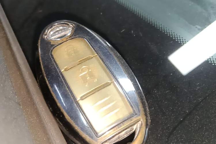 Used Nissan Qashqai 2016 2.0L CVT Luxury Edition Vehicle Key