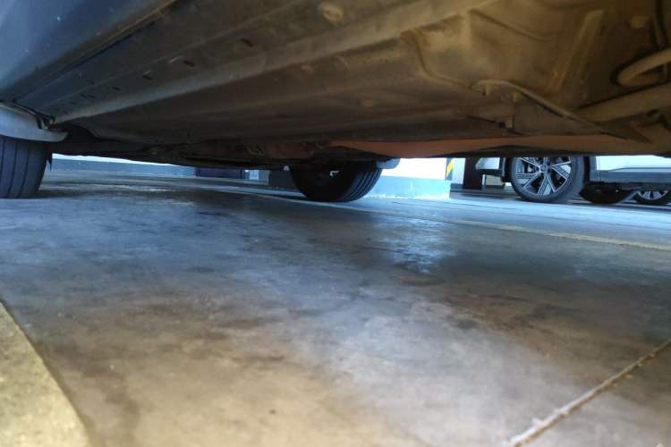 Used Nissan Qashqai 2016 2.0L CVT Elite Edition Chassis Rear Left