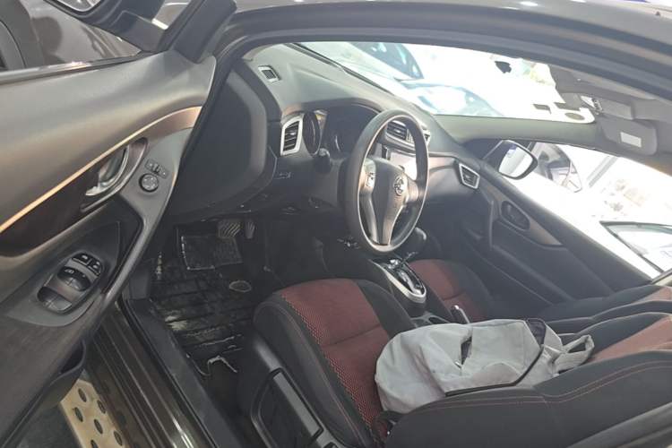 Used Nissan Qashqai 2016 1.2T CVT Fashion Edition Driver Seat