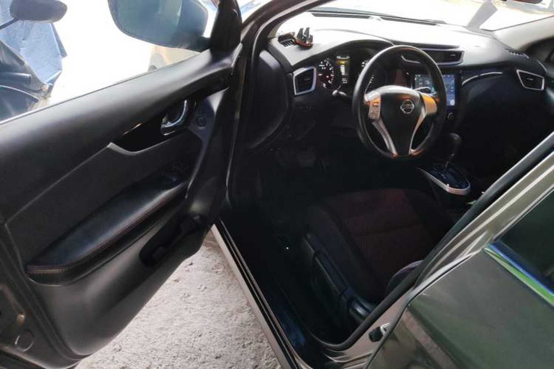 Used Nissan Qashqai 2016 2.0L CVT Elite Edition Driver Seat
