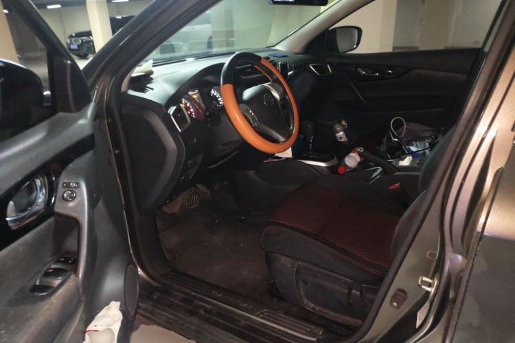 Used Nissan Qashqai 2016 2.0L CVT Elite Edition Driver Seat