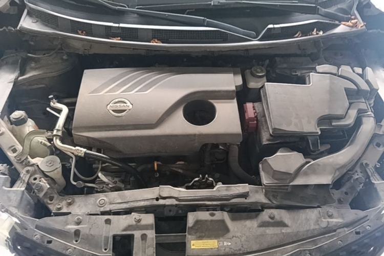 Used Nissan Qashqai 2016 2.0L CVT Elite Edition Engine Bay