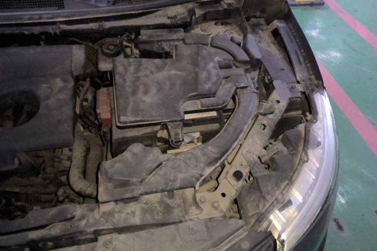 Used Nissan Qashqai 2016 2.0L CVT Luxury Edition Engine Bay Left