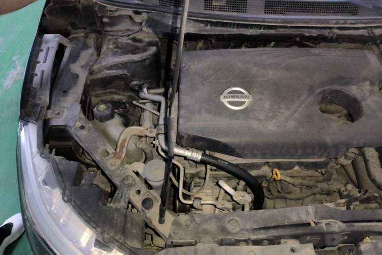 Used Nissan Qashqai 2016 2.0L CVT Luxury Edition Engine Bay Right