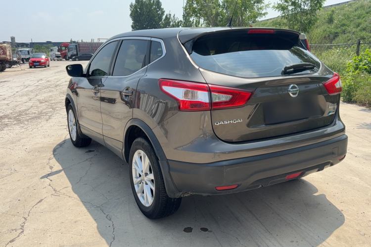 Used Nissan Qashqai 2016 2.0L CVT Elite Edition Exterior 1