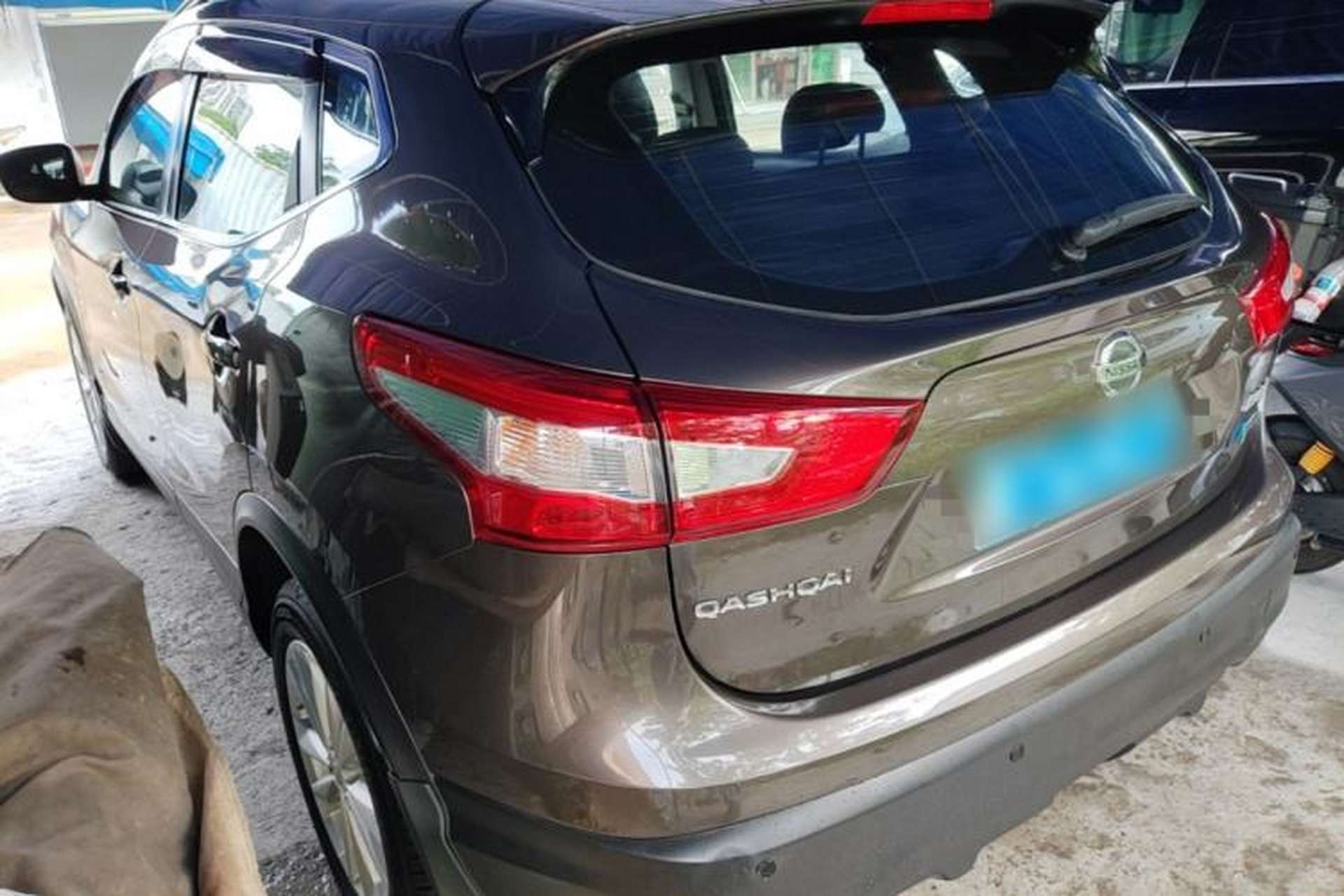 Used Nissan Qashqai 2016 2.0L CVT Elite Edition Exterior 2
