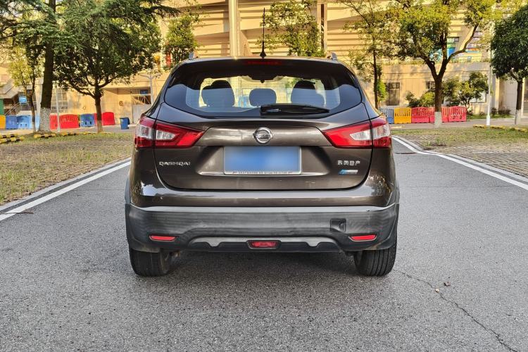 Used Nissan Qashqai 2016 1.2T CVT Fashion Edition Exterior 4