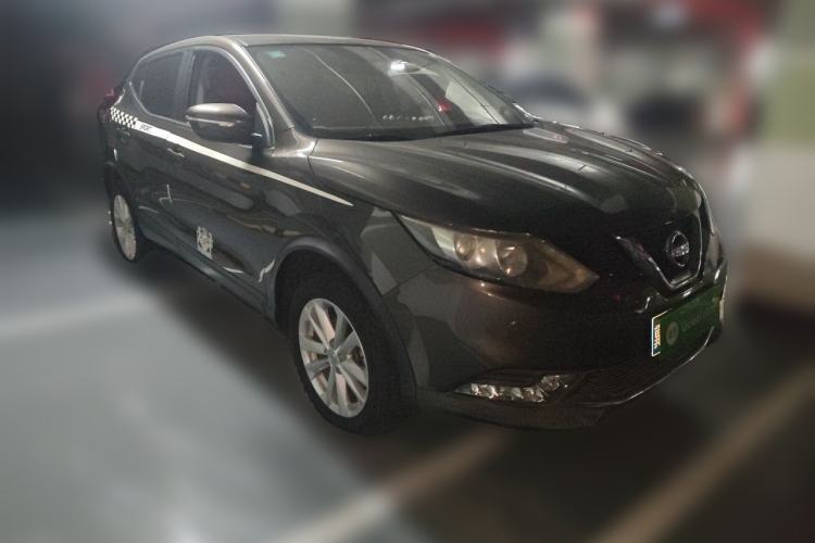 Used Nissan Qashqai 2016 2.0L CVT Elite Edition Front Right 45 Deg