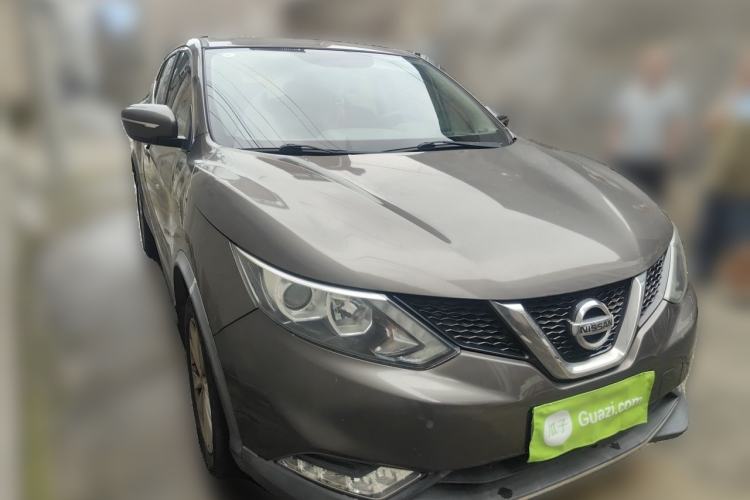 Used Nissan Qashqai 2016 2.0L CVT Elite Edition Front Right 45 Deg