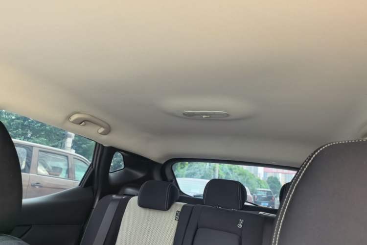 Used Nissan Qashqai 2016 2.0L CVT Elite Edition Headliner