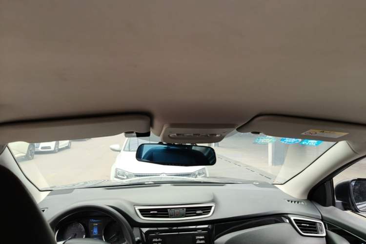 Used Nissan Qashqai 2016 2.0L CVT Elite Edition Headliner