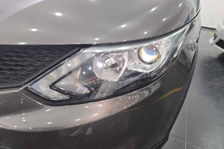 Used Nissan Qashqai 2016 1.2T CVT Fashion Edition Left Front Headlight