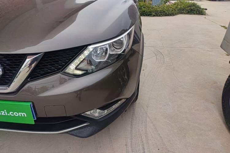 Used Nissan Qashqai 2016 2.0L CVT Elite Edition Left Front Headlight