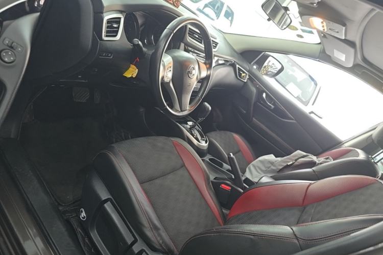 Used Nissan Qashqai 2016 2.0L CVT Luxury Edition Left Front Seat