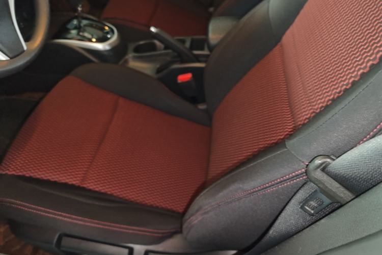 Used Nissan Qashqai 2016 2.0L CVT Elite Edition Left Front Seat