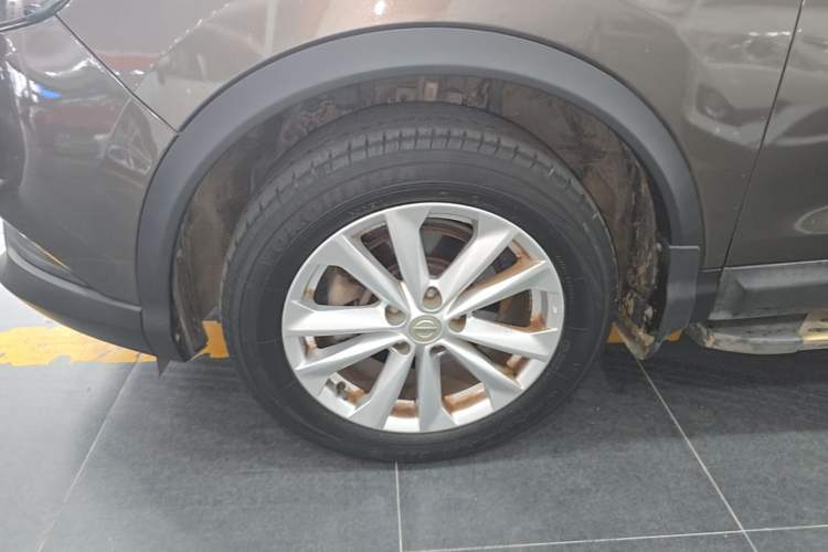 Used Nissan Qashqai 2016 1.2T CVT Fashion Edition Left Front Wheel Hub
