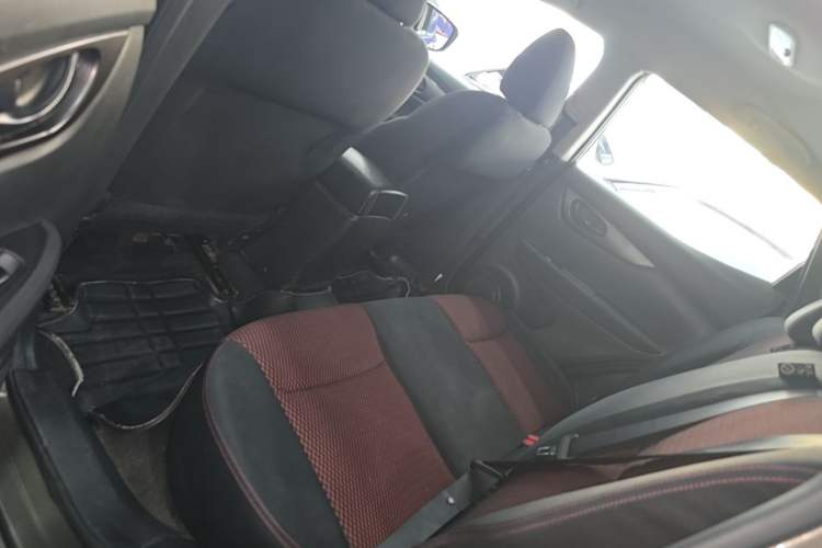 Used Nissan Qashqai 2016 1.2T CVT Fashion Edition Left Rear Seat