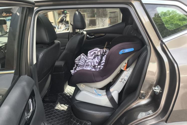 Used Nissan Qashqai 2016 2.0L CVT Deluxe Edition Left Rear Seat