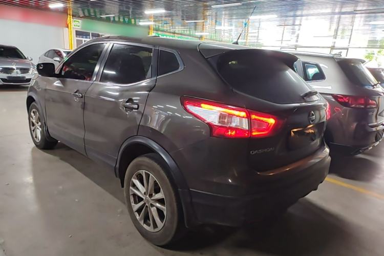 Used Nissan Qashqai 2016 2.0L CVT Elite Edition Rear Left 45 Deg