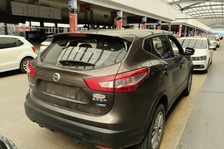 Used Nissan Qashqai 2016 2.0L CVT Elite Edition Rear Right 45 Deg