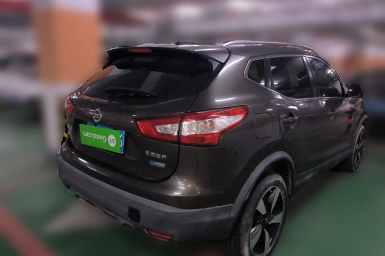 Used Nissan Qashqai 2016 2.0L CVT Luxury Edition Rear Right 45 Deg