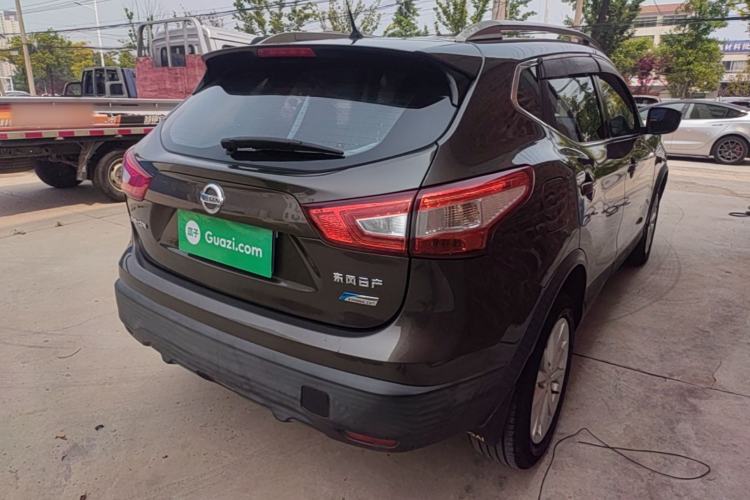 Used Nissan Qashqai 2016 2.0L CVT Elite Edition Rear Right 45 Deg